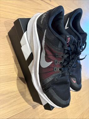 Nike Women's Black and Red Running Shoes